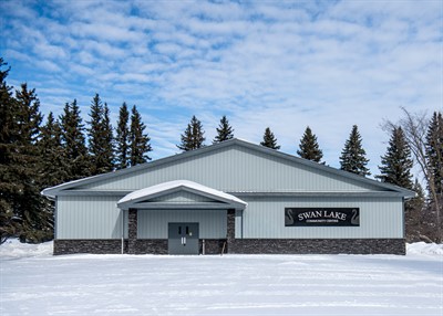 Comte-RM-Swan-Lake-Hall